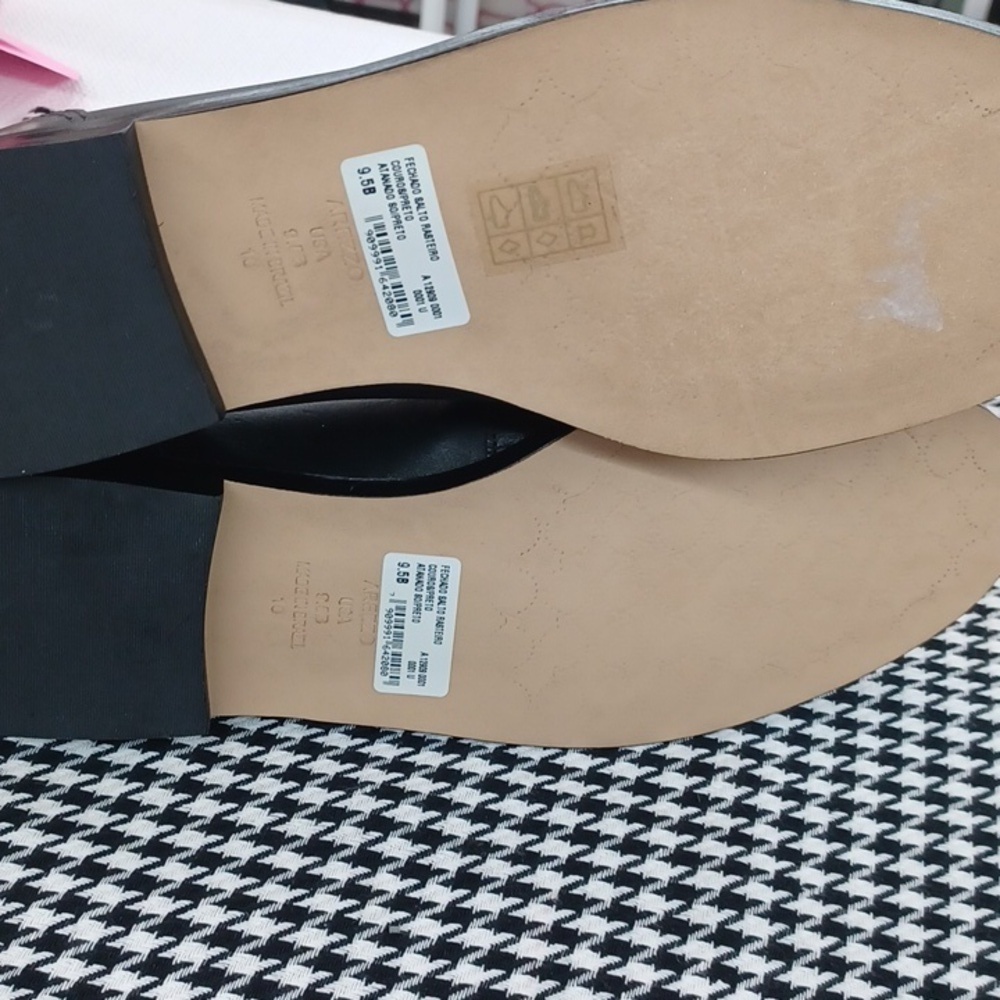 Arezzo Leather Loafers NWOB - Picture 6 of 9